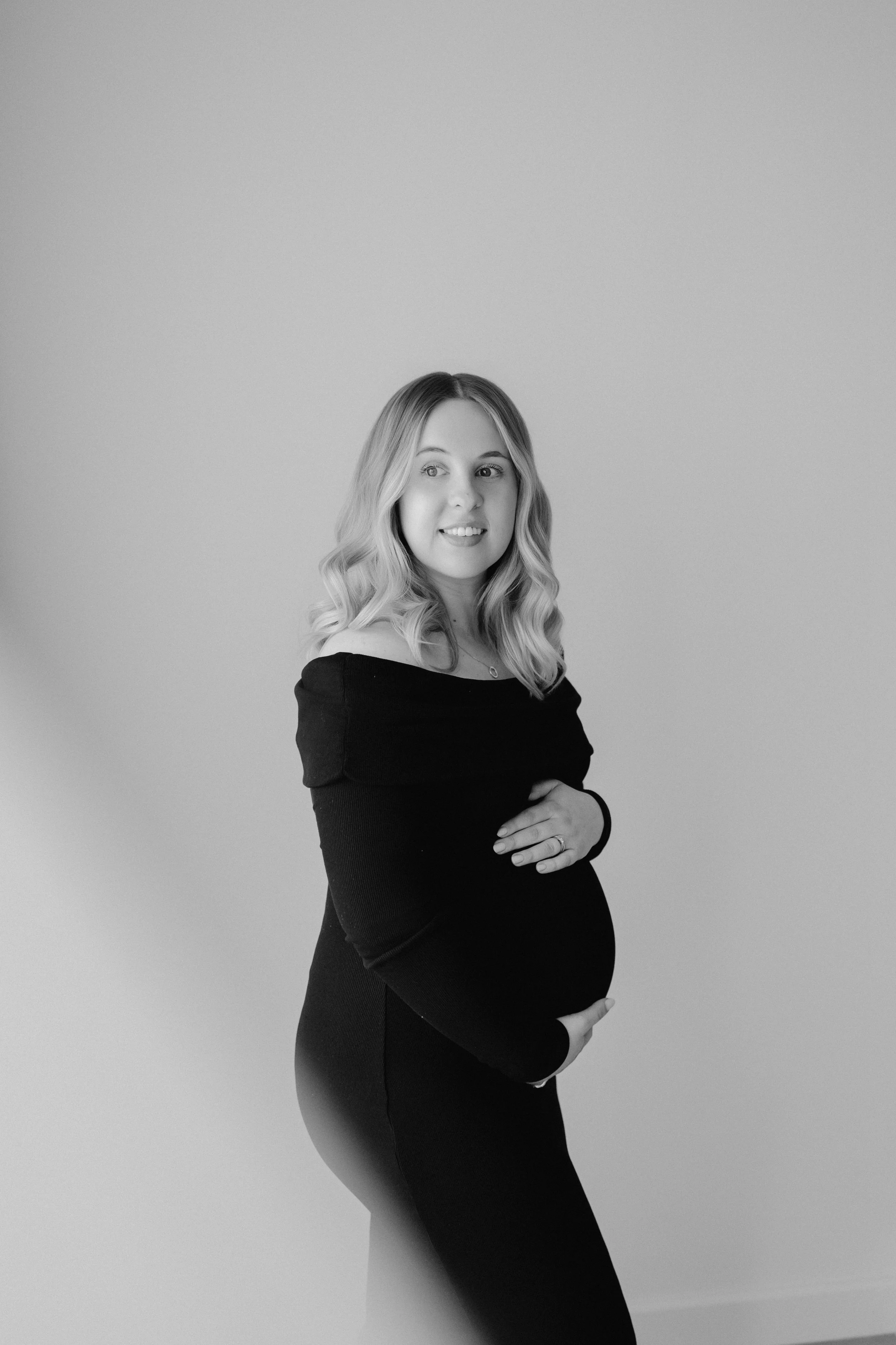 Annie-May B&W -19.jpg