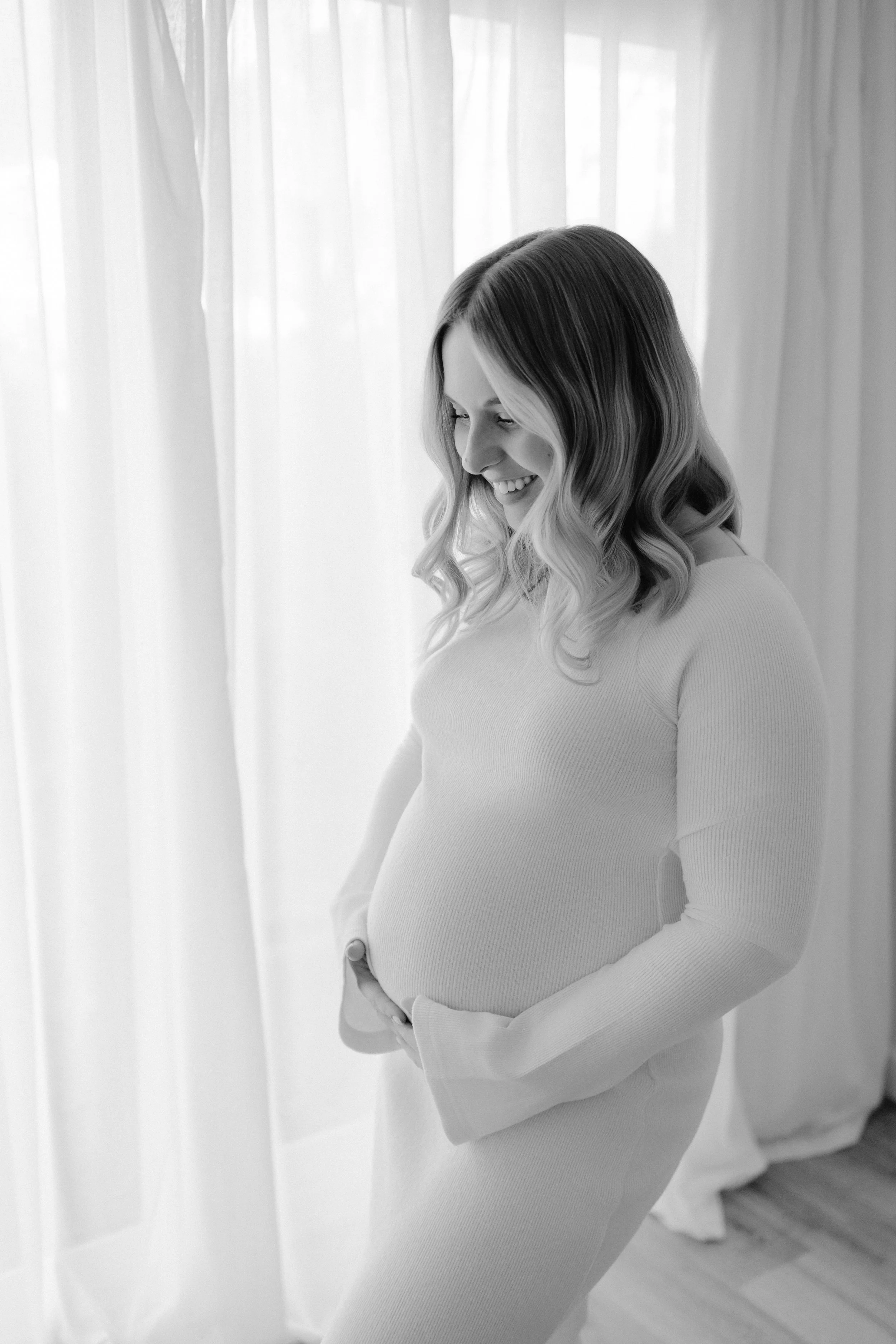 Annie-May B&W -12.jpg