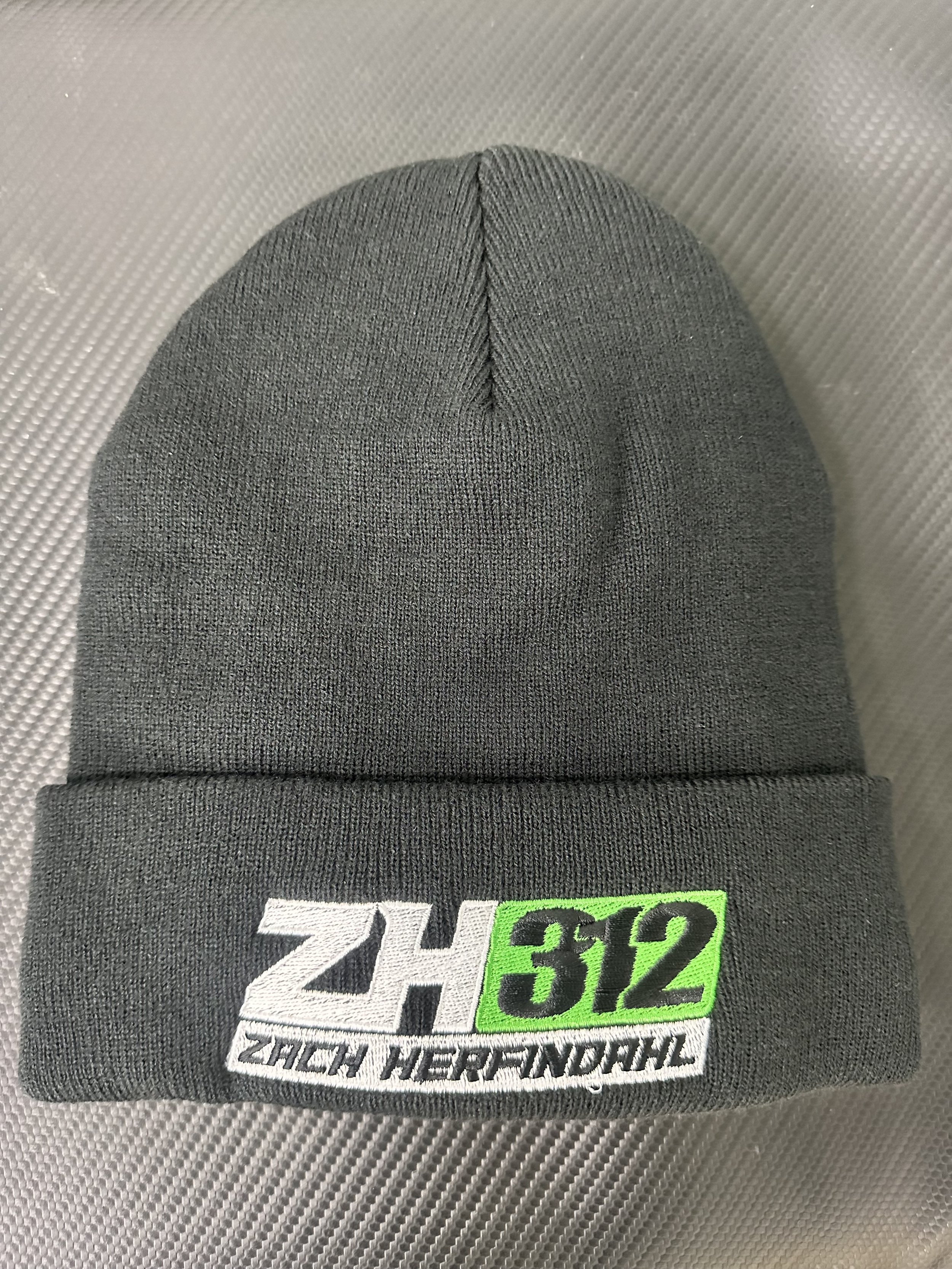 beanie 1.jpeg