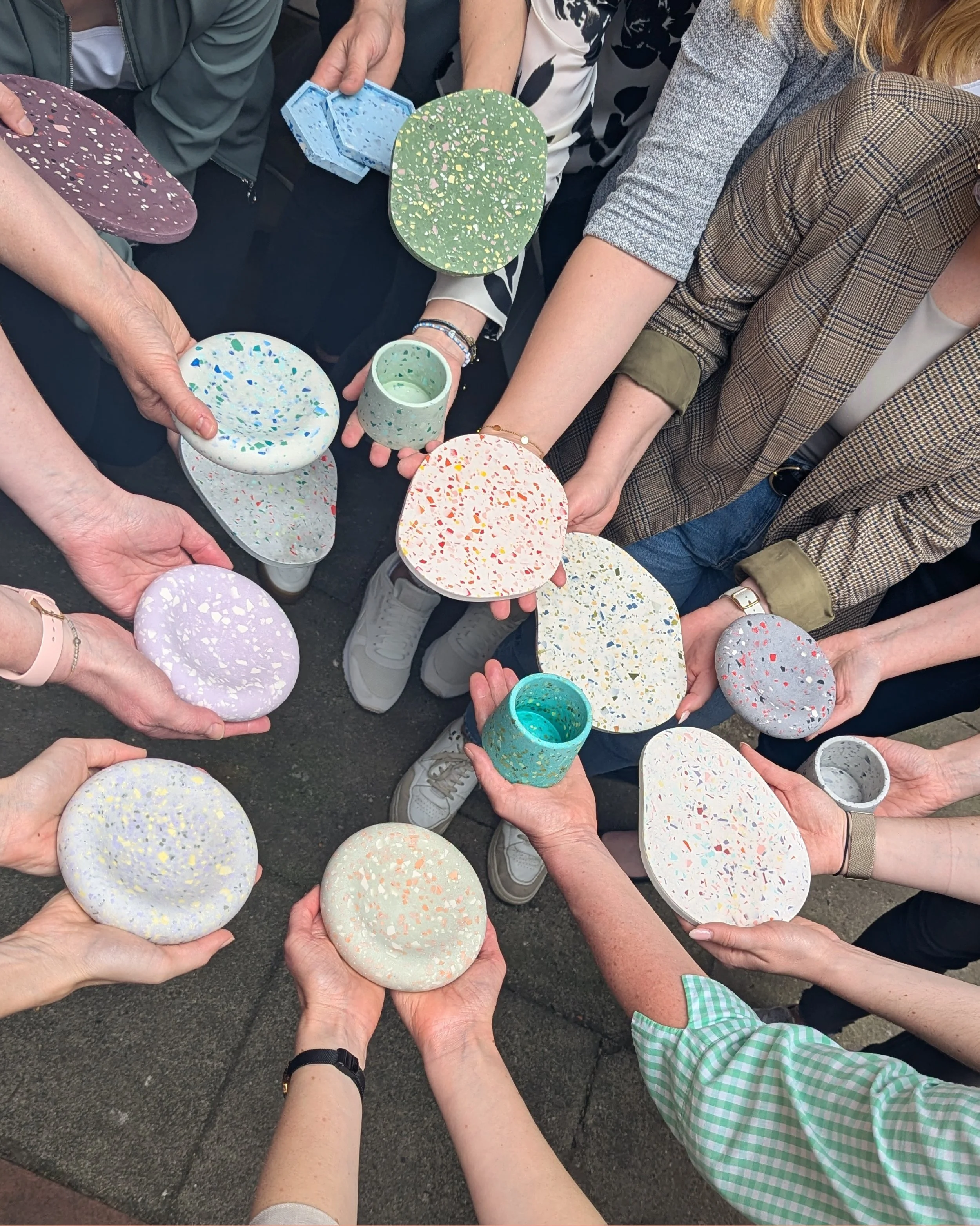 Terrazzo Workshops sind ein tolles Event für Teams, JGA, Firmen und Familienfeiern!