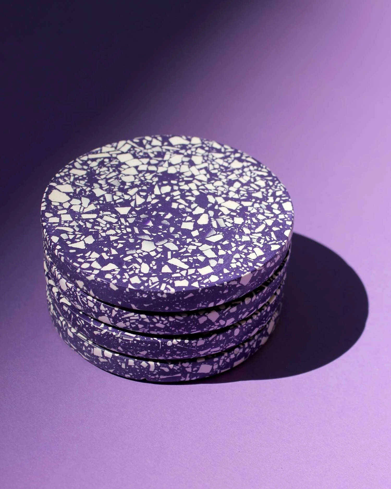 Studio-Wahoo-Terrazzo-Untersetzer-lilac-04.jpg