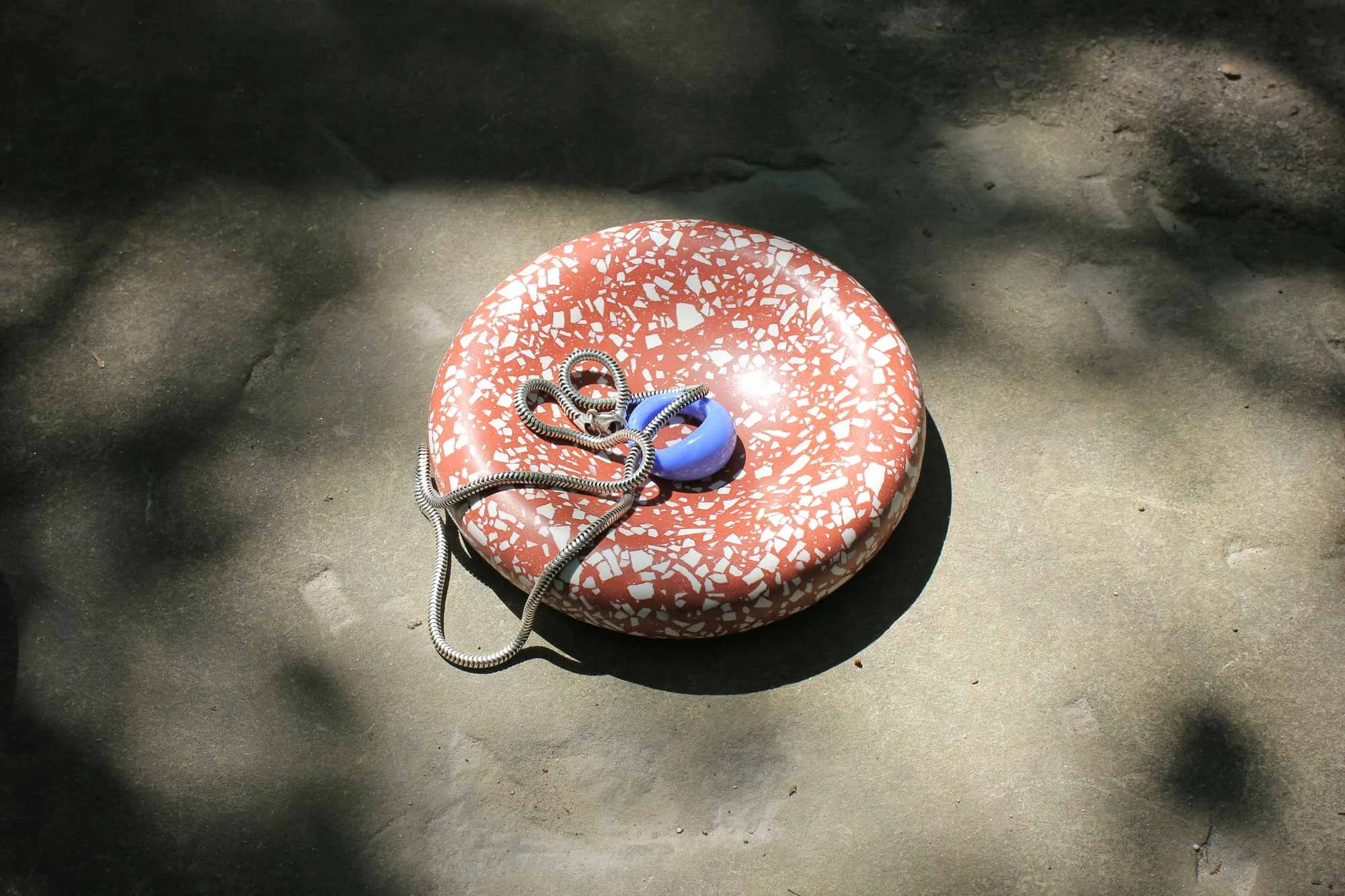 studio-wahoo-everyday-ritual-object-oxidred--terrazzo-02.jpg