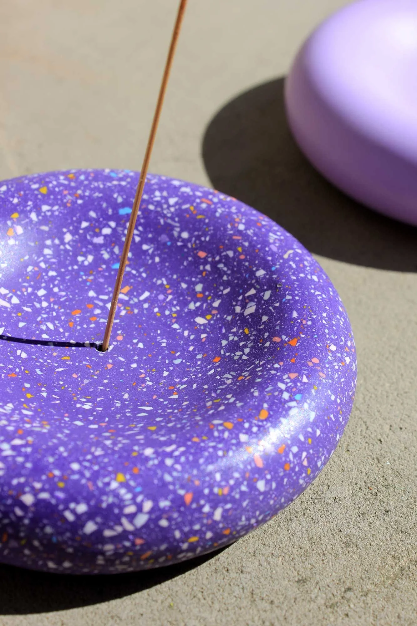 studio-wahoo-everyday-ritual-object-lilac-tiny-terrazzo-07.jpg