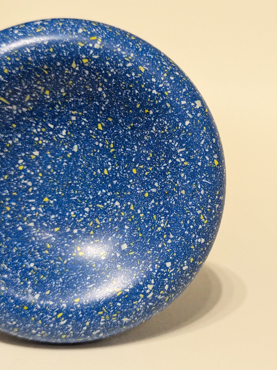 Studio-Wahoo-Pool-Bowl-tiny-terrazzo-incense-soap-holder03.jpg