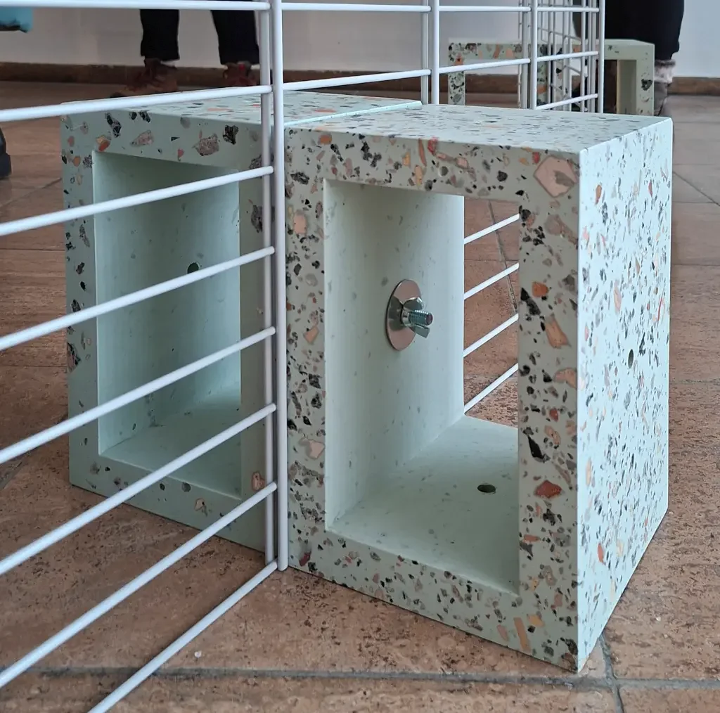 Ausstellung_Wie_solidarisch_war_die_DDR_Brickdesign-custom-terrazzo-studio-wahoo.webp