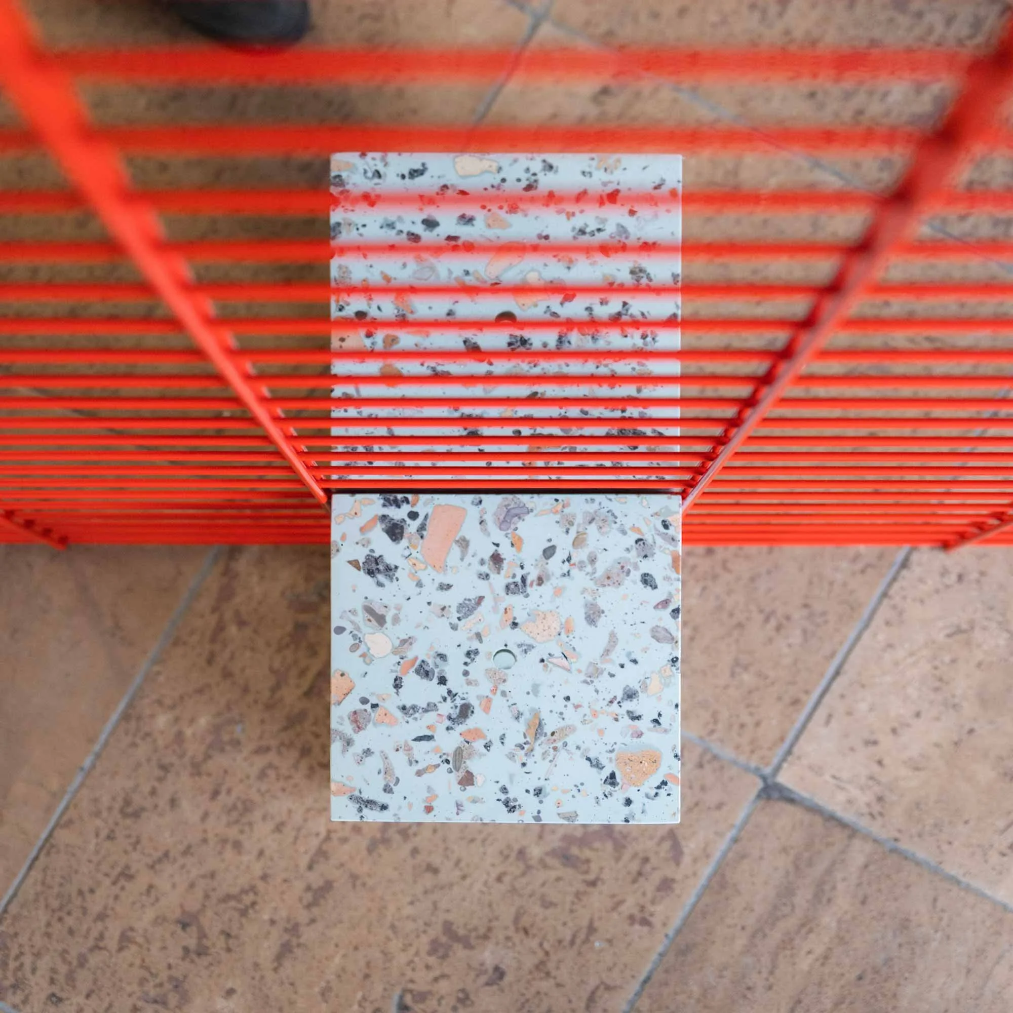 Wie_solidarisch_war_die_DDR_Brickdesign-custom-terrazzo-studio-wahoo-von-oben.jpg