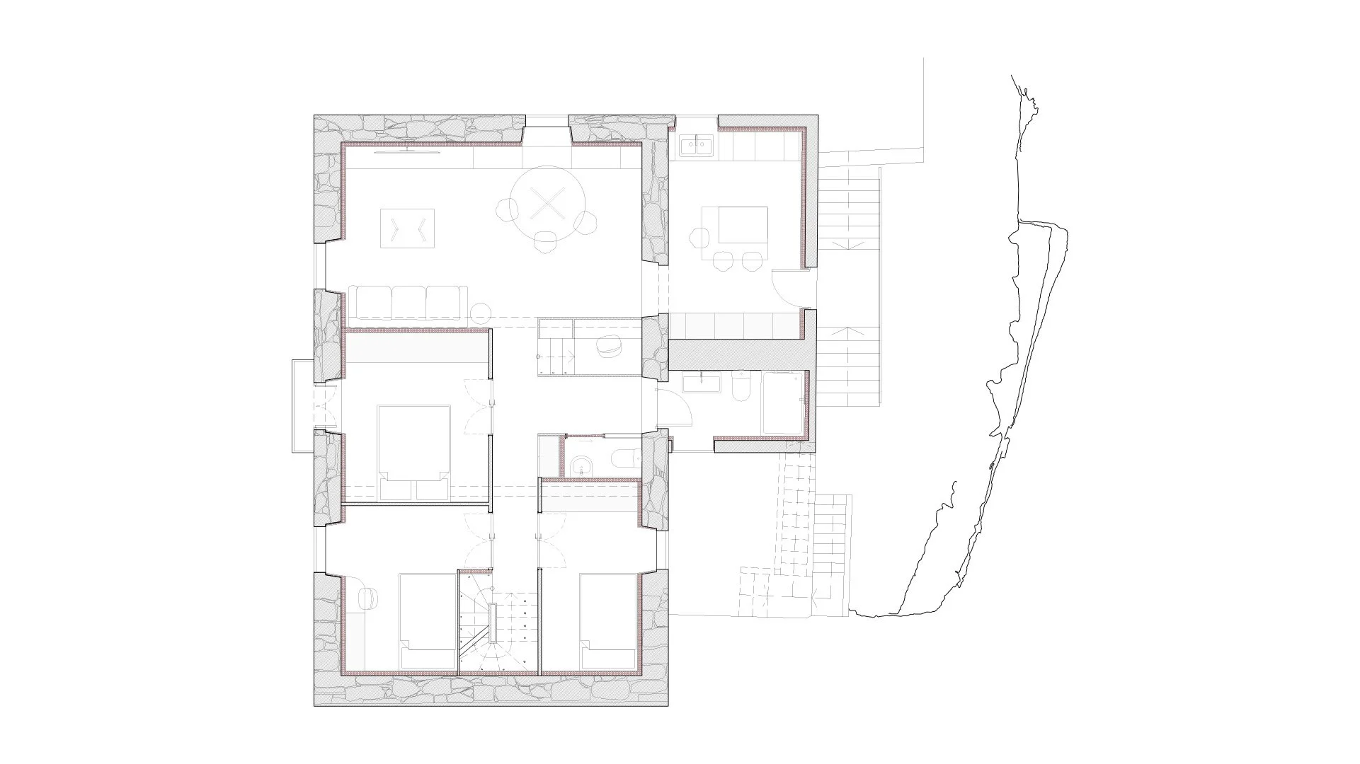 Plano de distribución de vivienda rehabilitada en A Guarda (Pontevedra), proyecto de arquitectura centrado en la reorganización espacial y la integración de sistemas constructivos en madera.