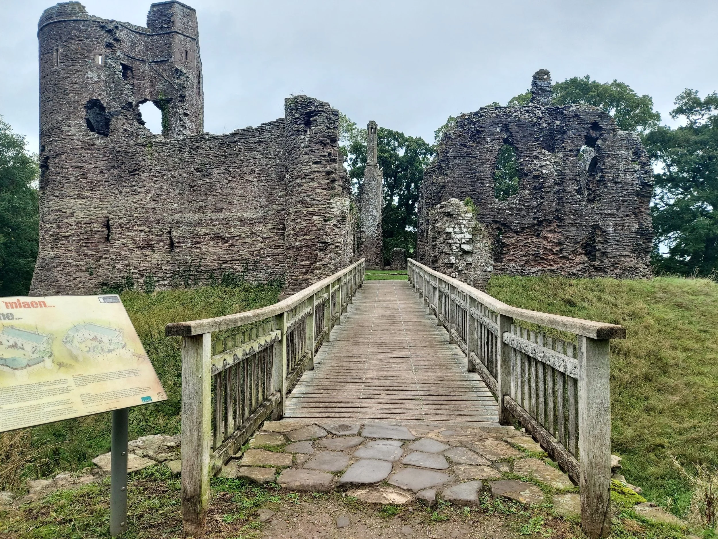 grosment-castle-image-5.jpeg