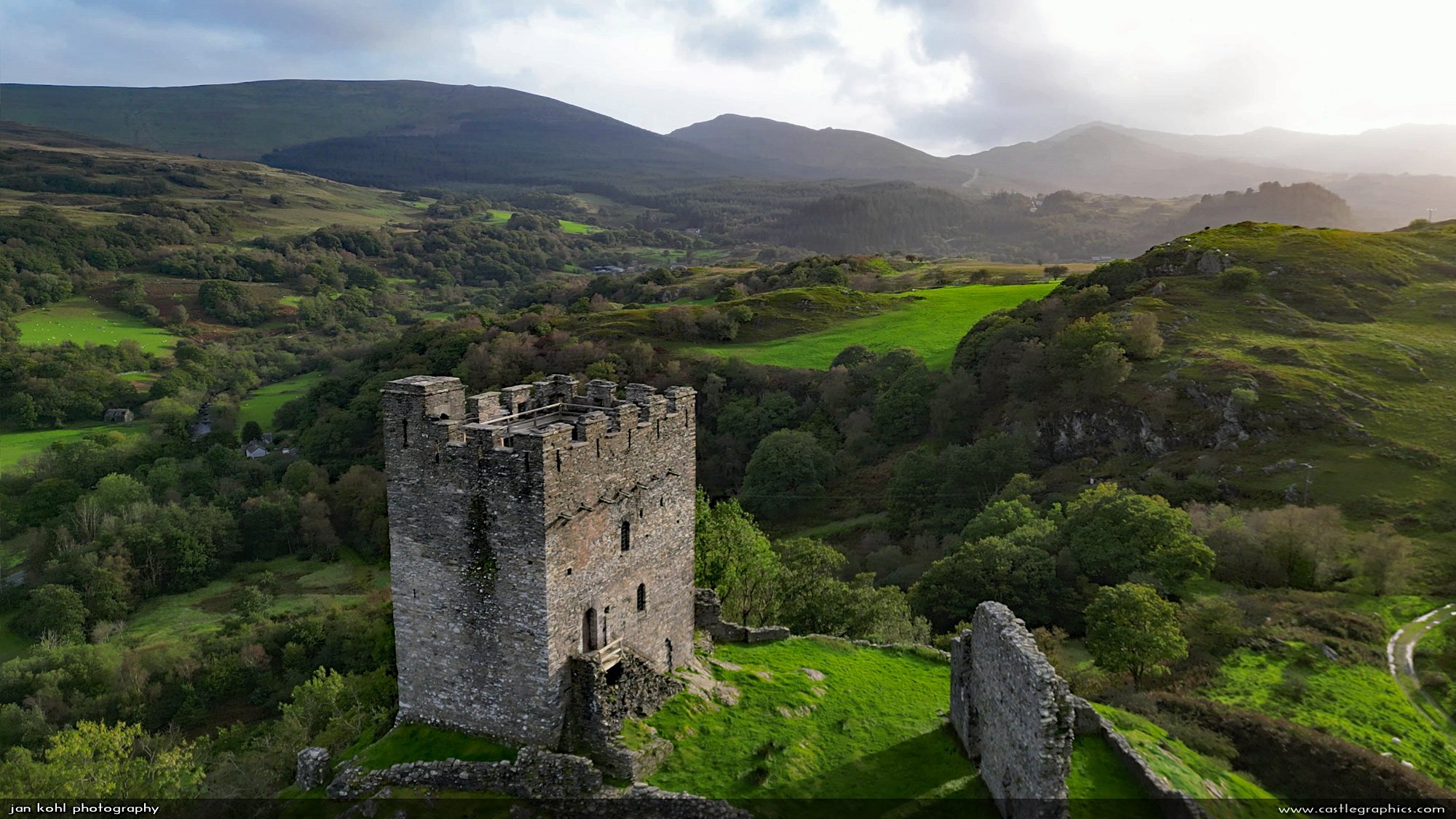 https://www.castlewales.com/dolw.html