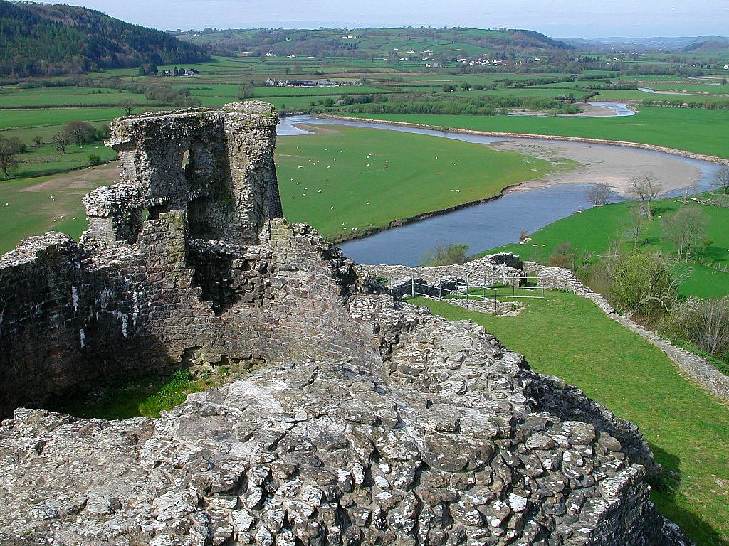 https://www.castlewales.com/dryslwyn.html