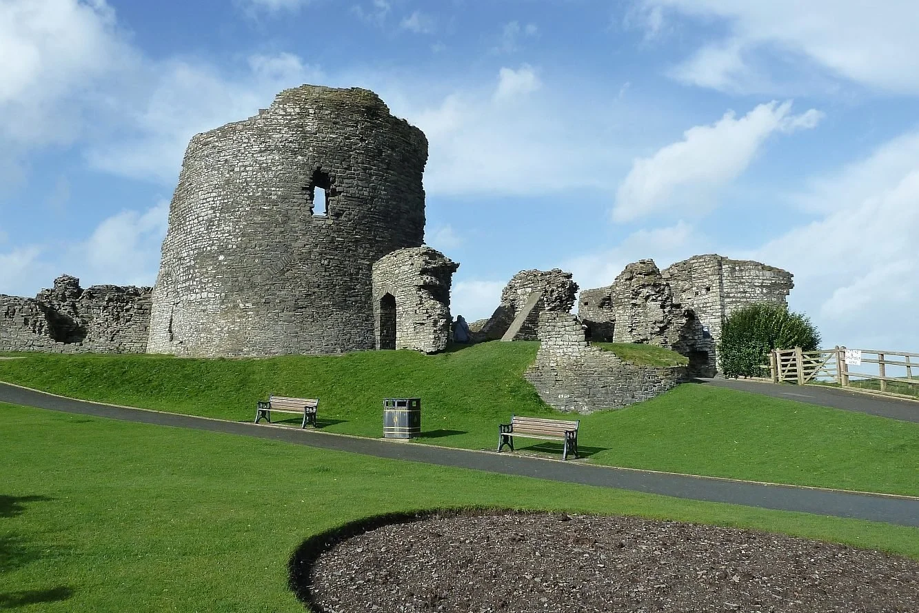 https://www.aberystwyth.com/aberystwyth-castle/