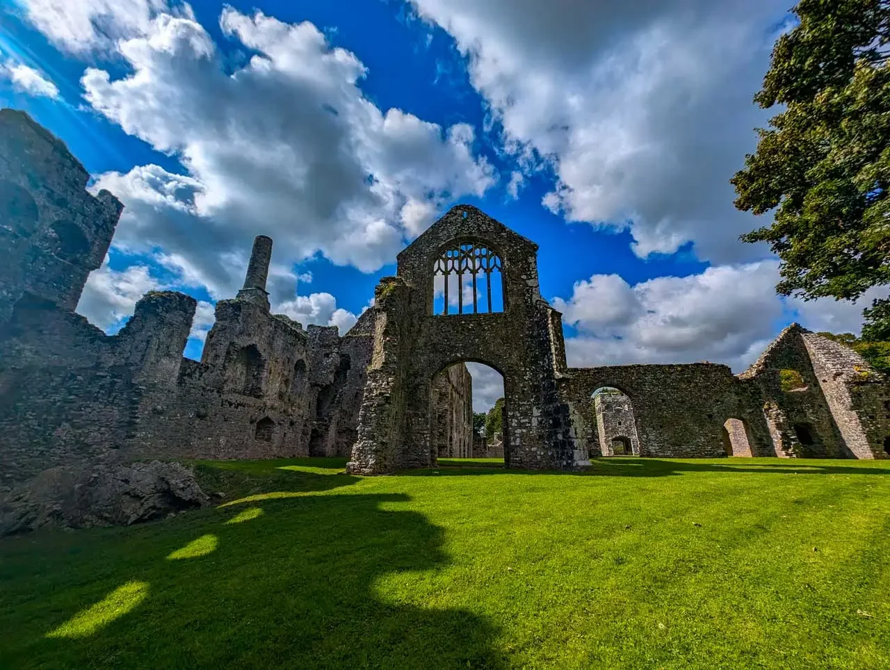 Lamphey Bishop's Palace: Visiting Guide, Tips &amp; Tickets (2026)