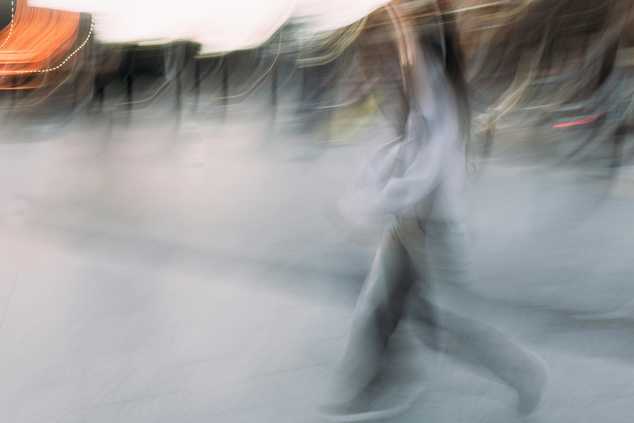 Three quite rooms where I rush for no reason