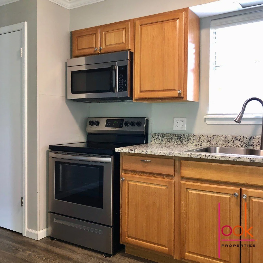 228 N Husband 3.jpeg