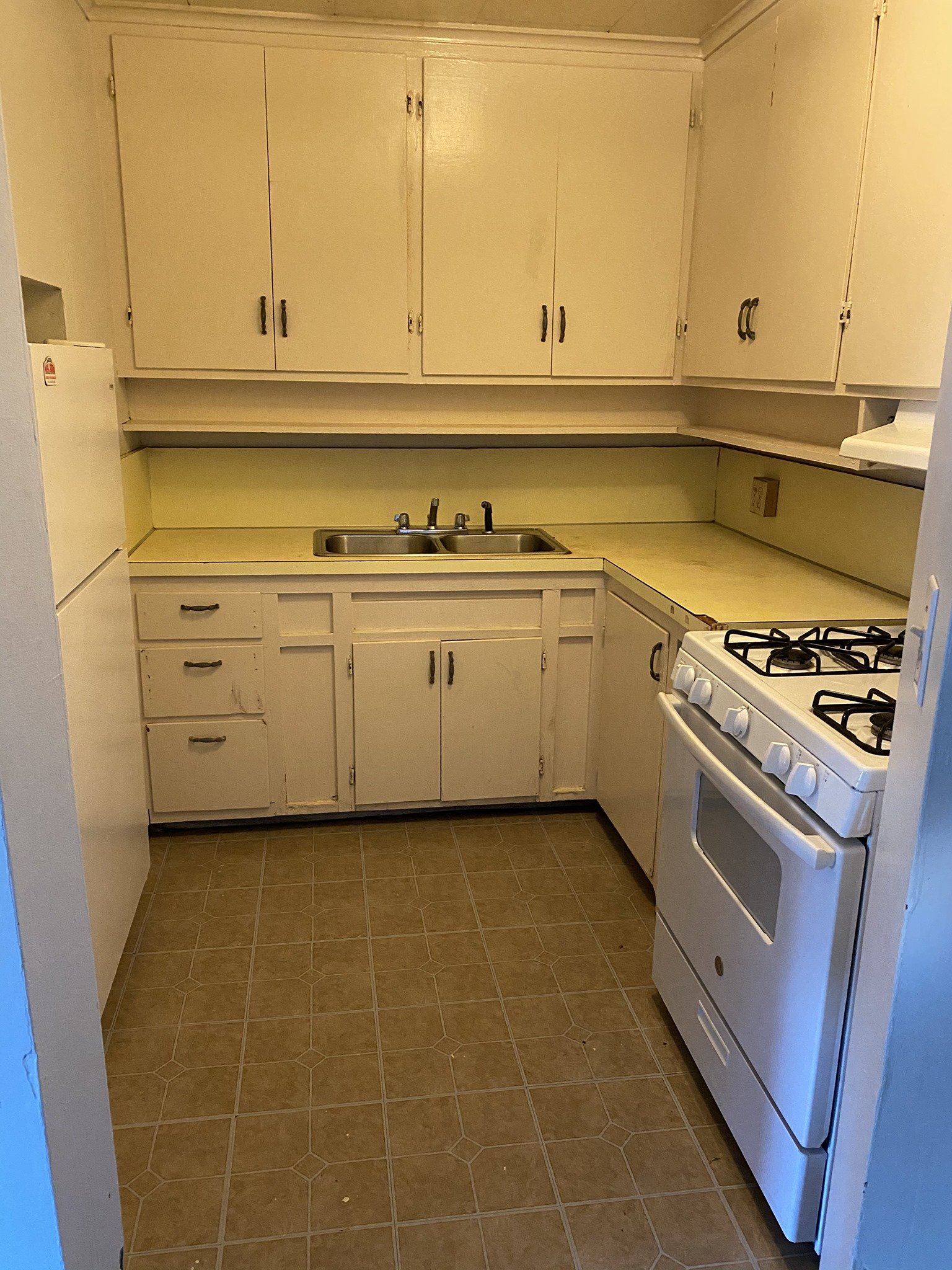 1006 w mcelroy 2.jpeg