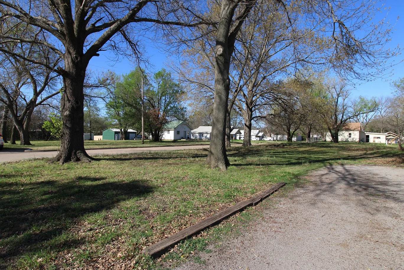 1624 S Springfield St — Look Properties Stillwater, OK