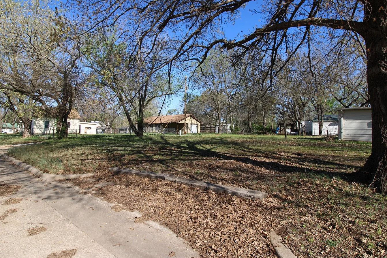 1624 S Springfield St — Look Properties Stillwater, OK