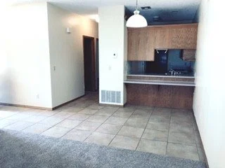 88747db5ac1f0c97-cropped.jpg