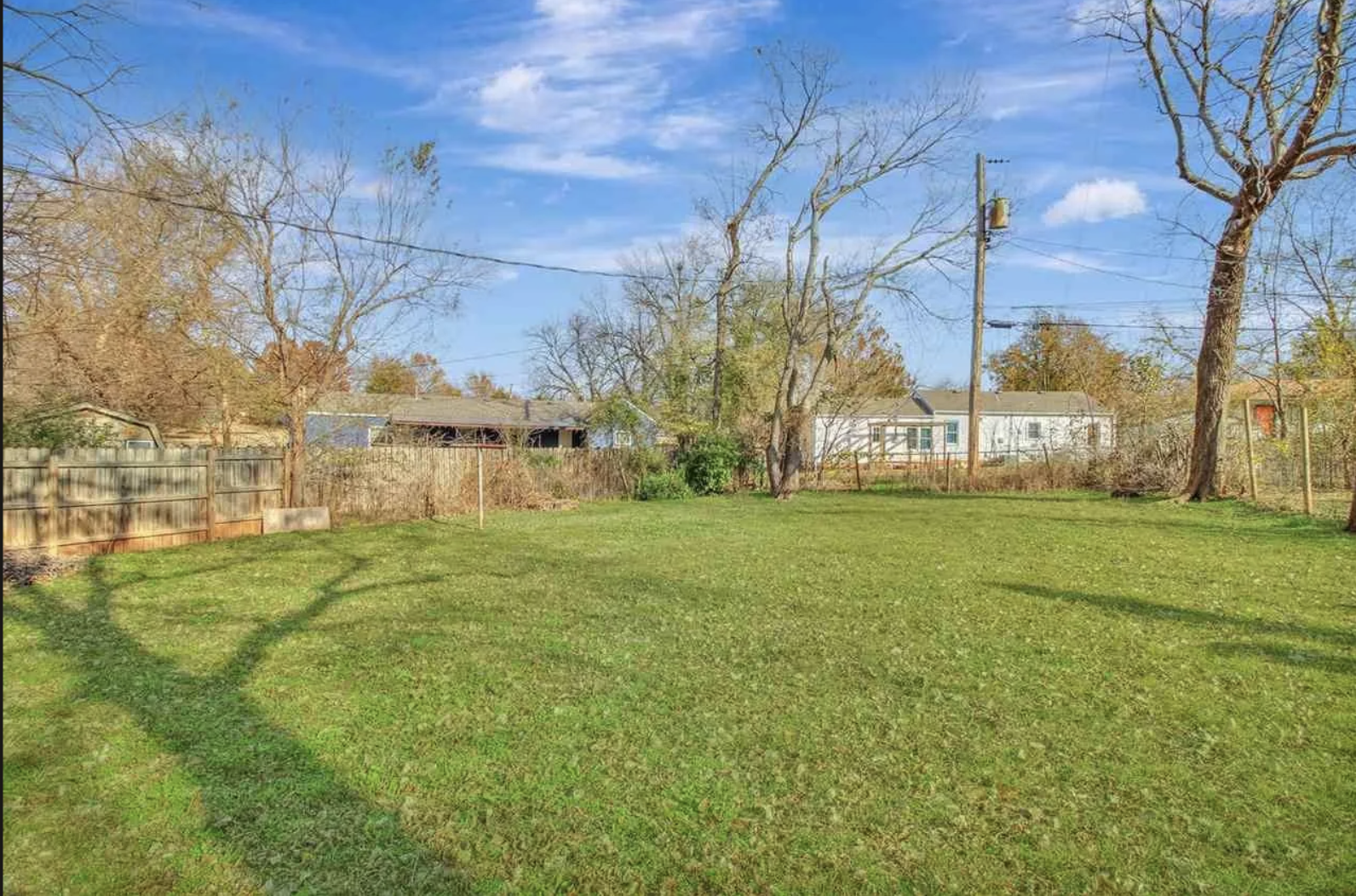 123 Burdick backyard.png