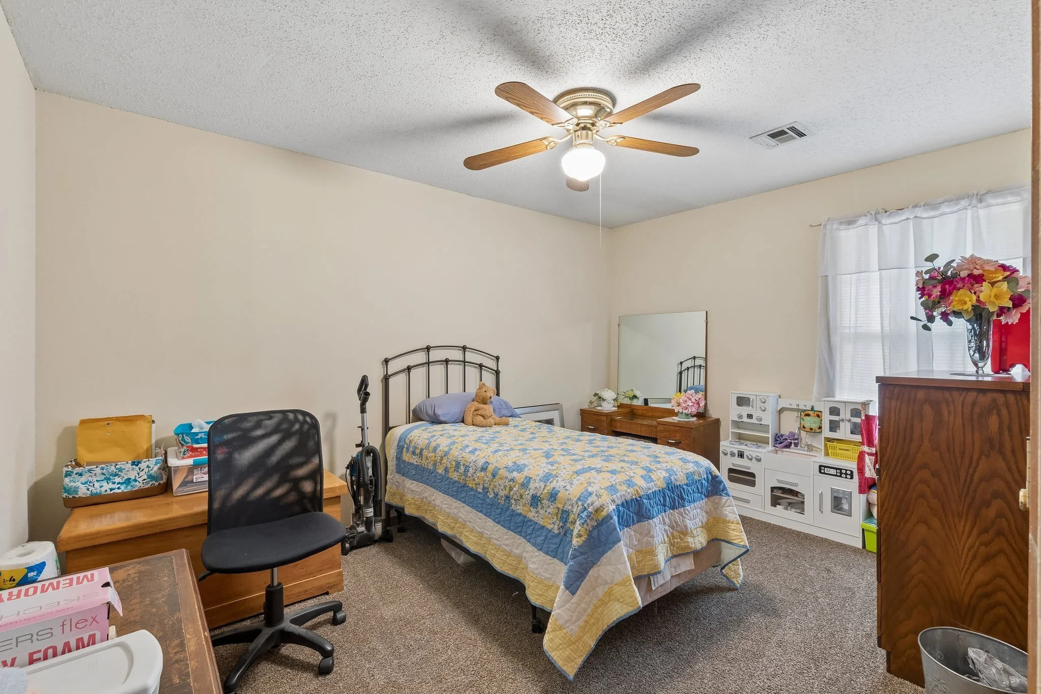 28-web-or-mls-1404 Par Rd_028.jpg