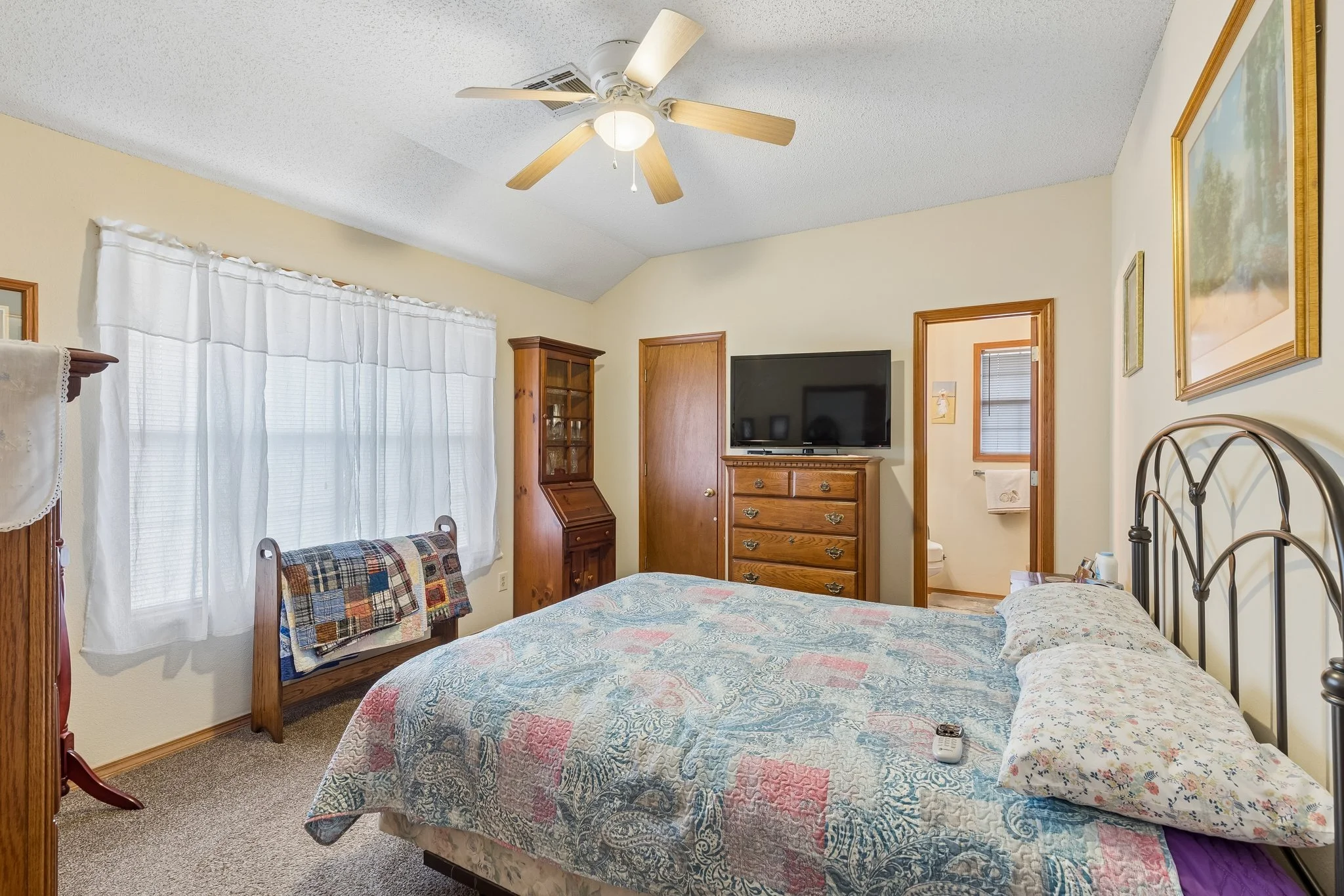 20-web-or-mls-1404 Par Rd_020.jpg