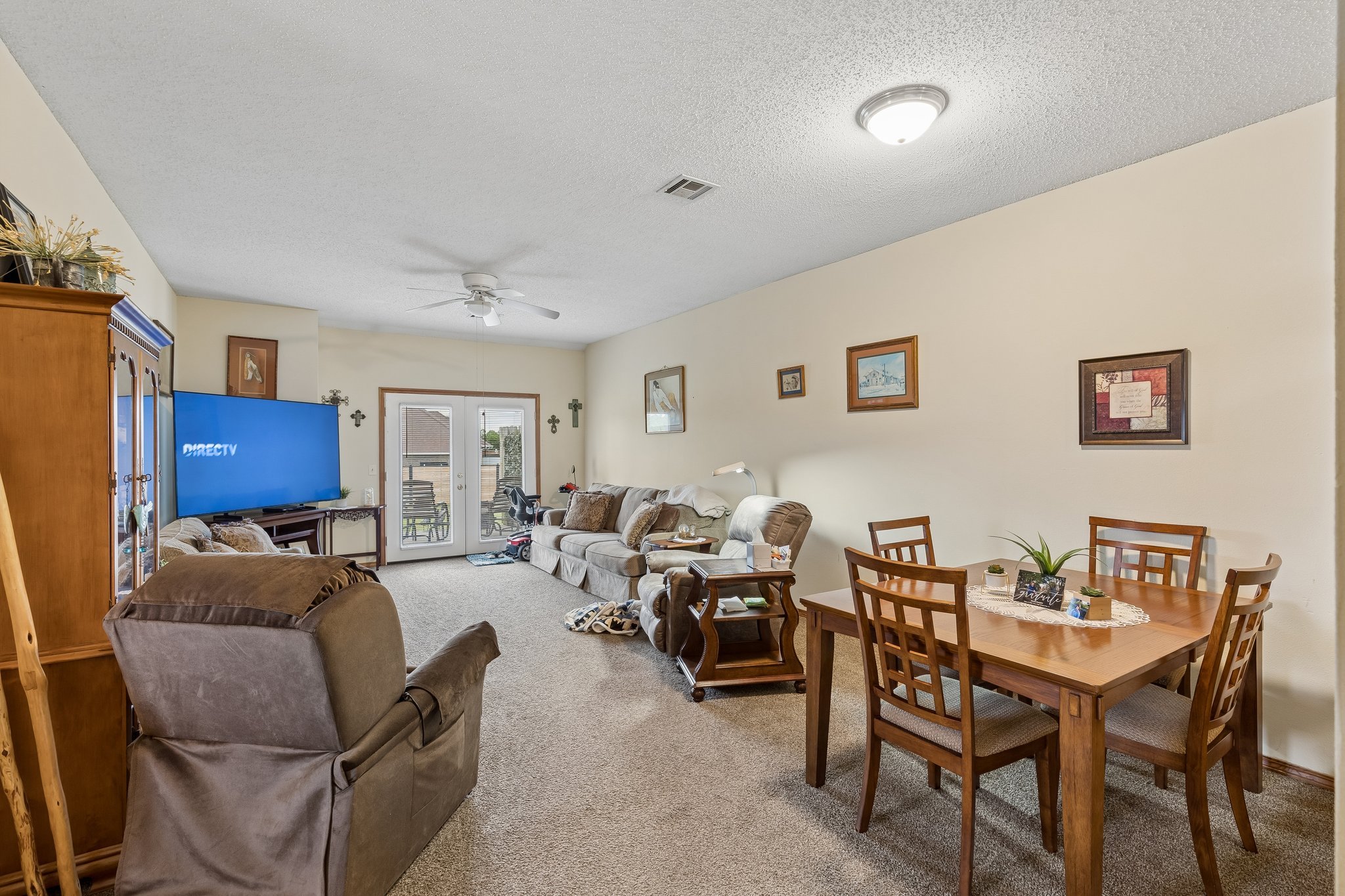 13-web-or-mls-1404 Par Rd_013.jpg