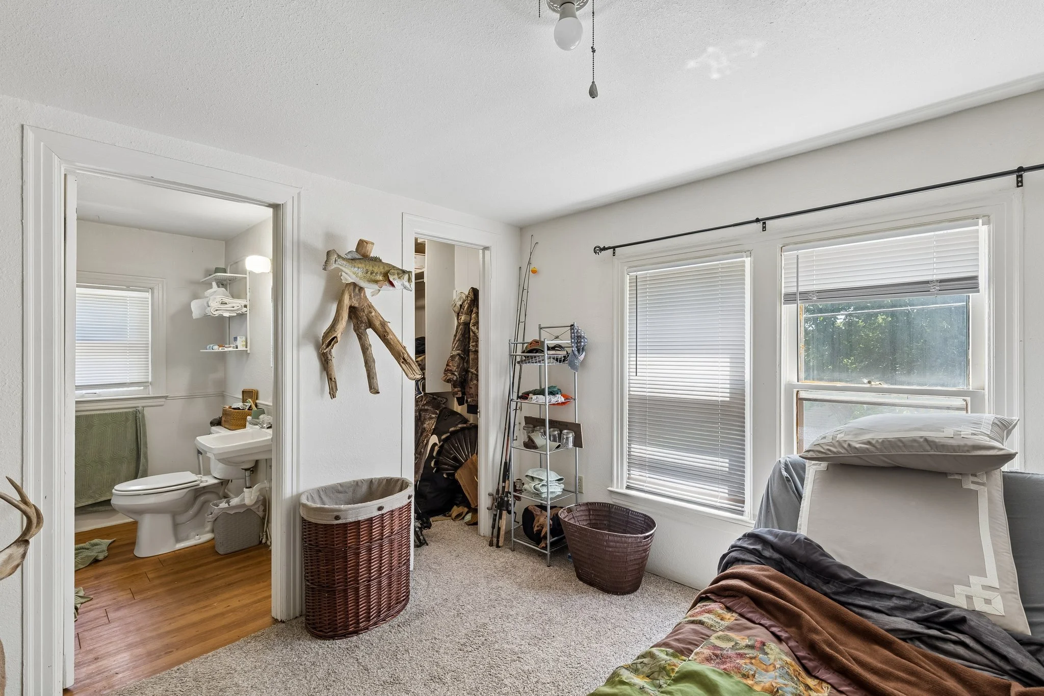 25-web-or-mls-905 W 9th Ave_025.jpg