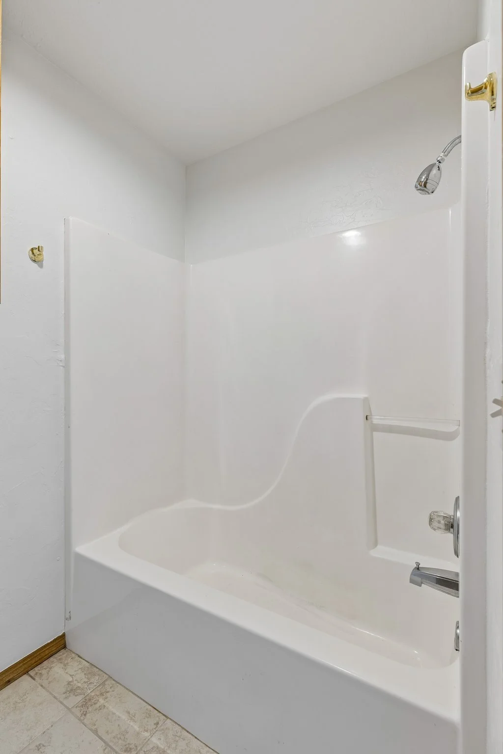 30-web-or-mls-2213 N Benjamin St_020.jpg