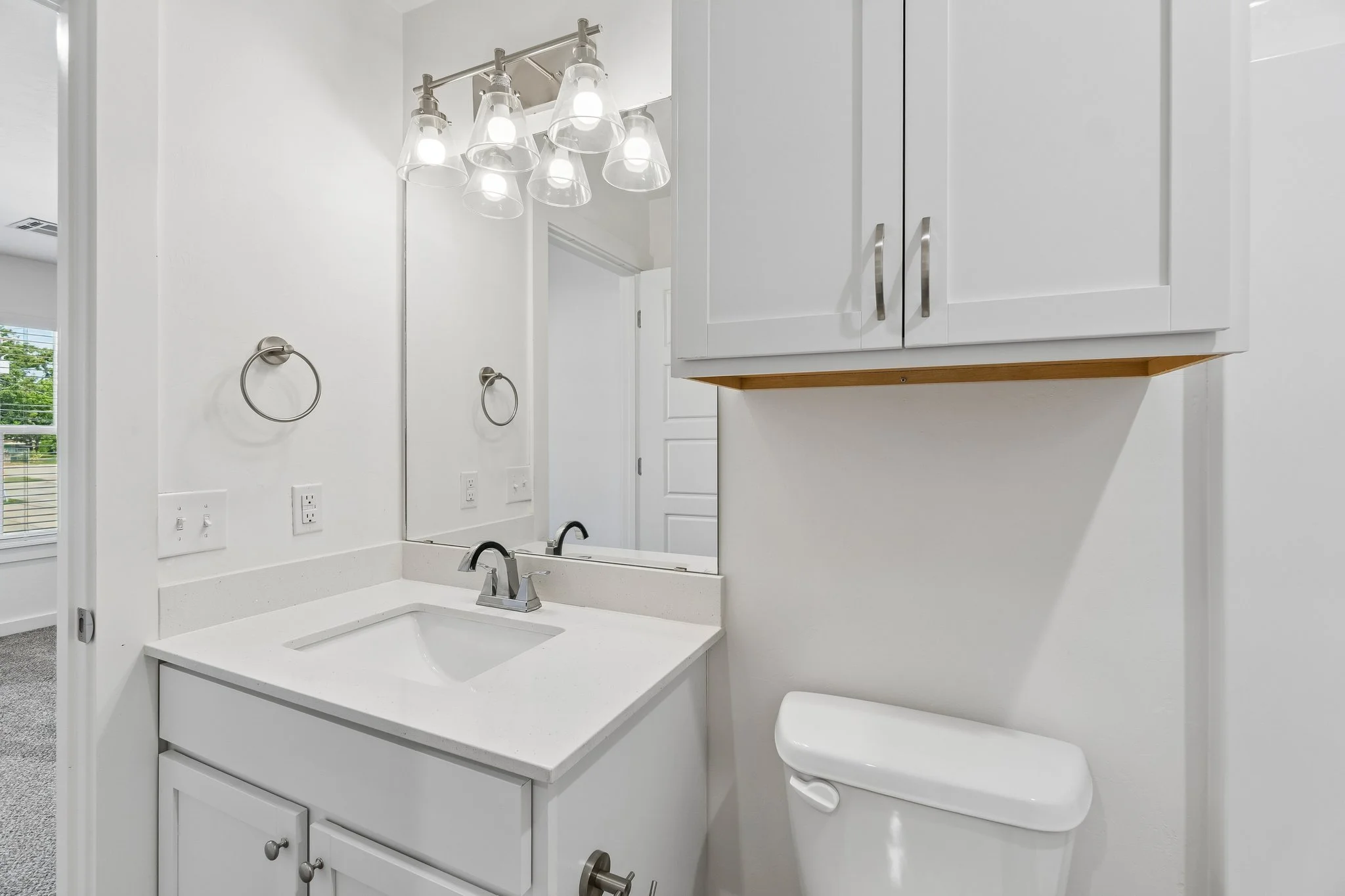 47-web-or-mls-925 S Knoblock St_047.jpg