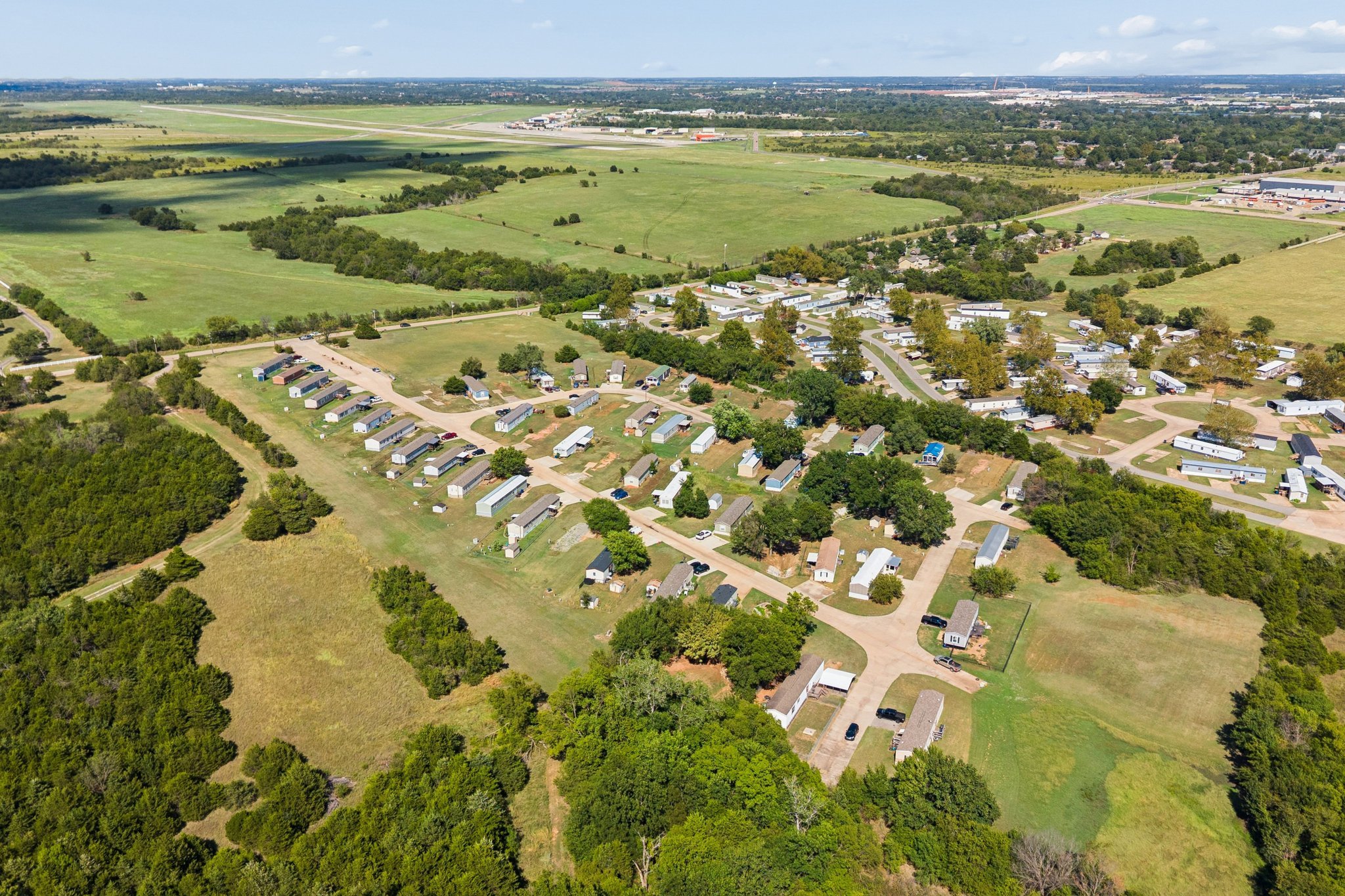 22-web-or-mls-2800 W Lakeview Rd_022.jpg