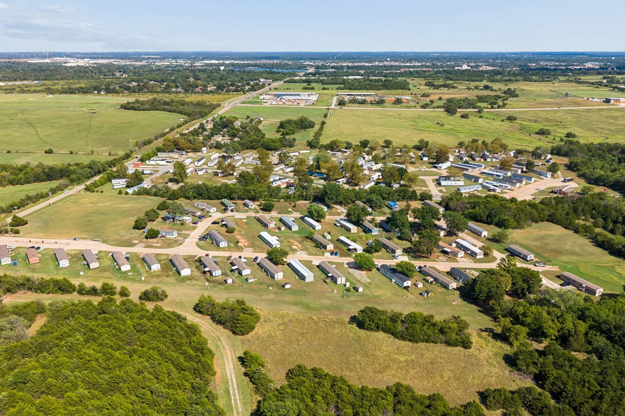 25-web-or-mls-2800 W Lakeview Rd_025.jpg