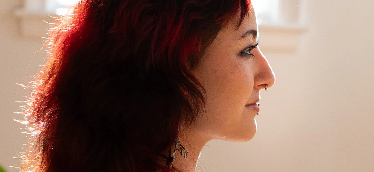 profile-girl-with-red-hair.jpg