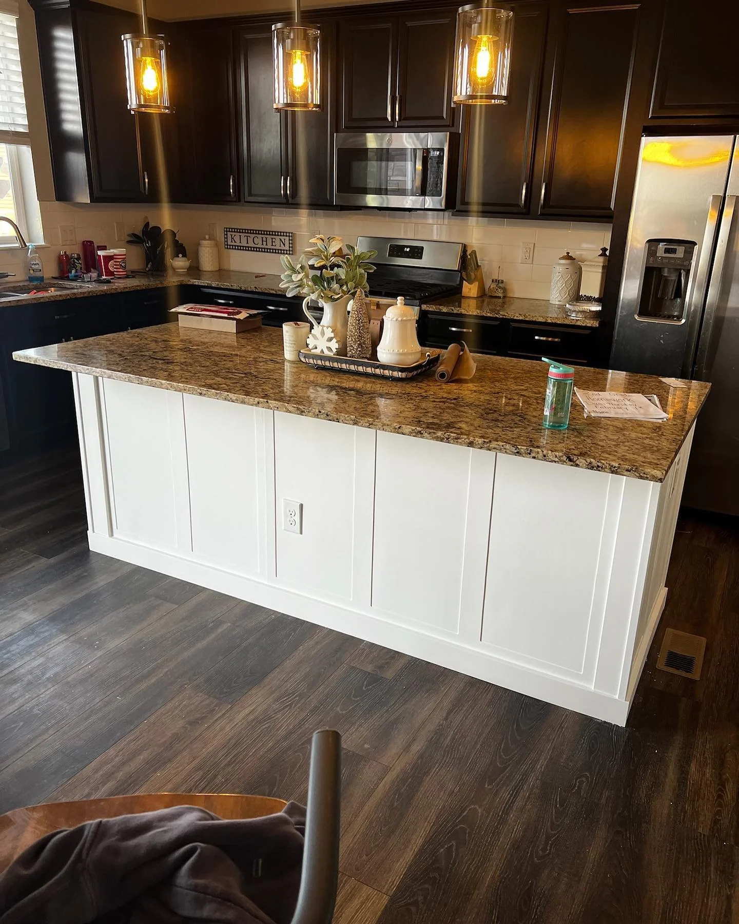 A little island makeover never hurt anyone. Plus we love working with this client, she&rsquo;s the best! #fhrpropertyservices #handymanservices #handyman #propertymanagement #propertyservices #remodel #remodeling #renovation #colorado#coloradohandyma