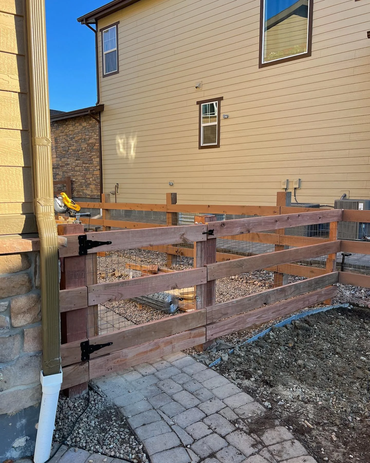 Gotta keep the puppers contained and FHRProperty Services can help! #fhrpropertyservices #handymanservices #handyman #propertymanagement #propertyservices #remodel #remodeling #renovation #colorado#coloradohandyman #coloradopropertymanagement #colora