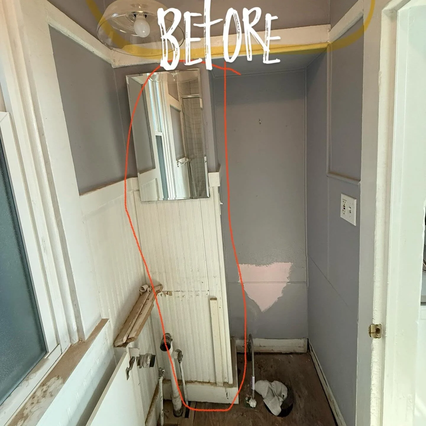 BEFORE ---> AFTER 
From outdated to clean and modern! ✨✨

Thinking about updating your bathroom or kitchen?

*Denver Metro area and along the Front Range, CO. 
Message us for a free estimate. 
#bathroomremodel #remodeling #coloradocontractor #befo