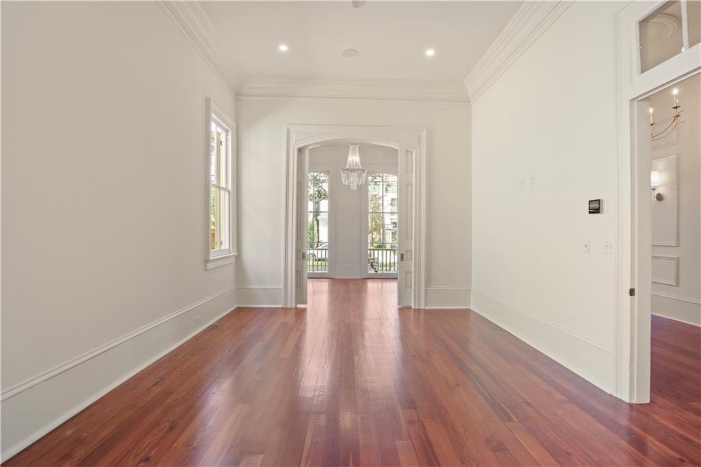936_Jefferson_Living_room.jpeg