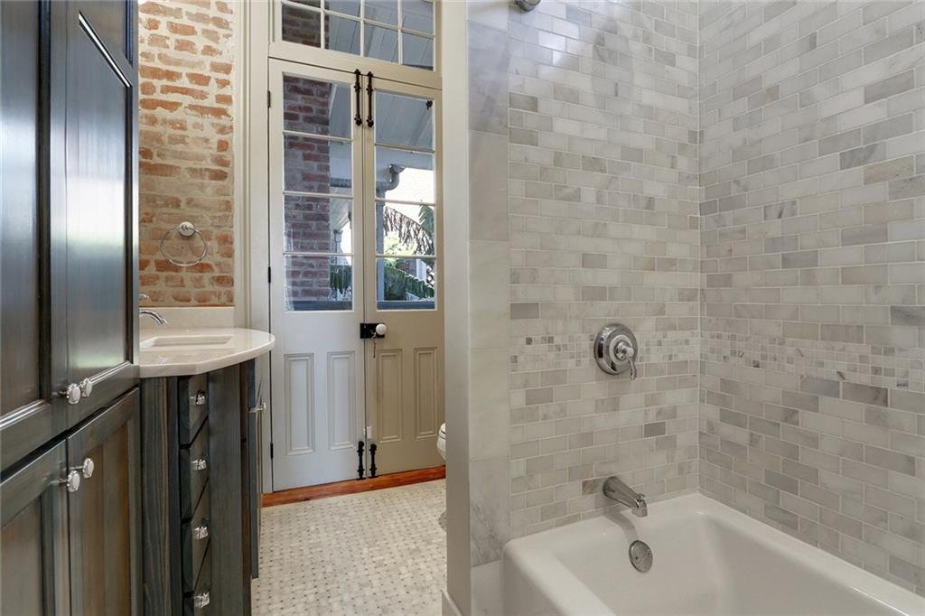 735-7_Dumaine_Primary_Bath.jpeg