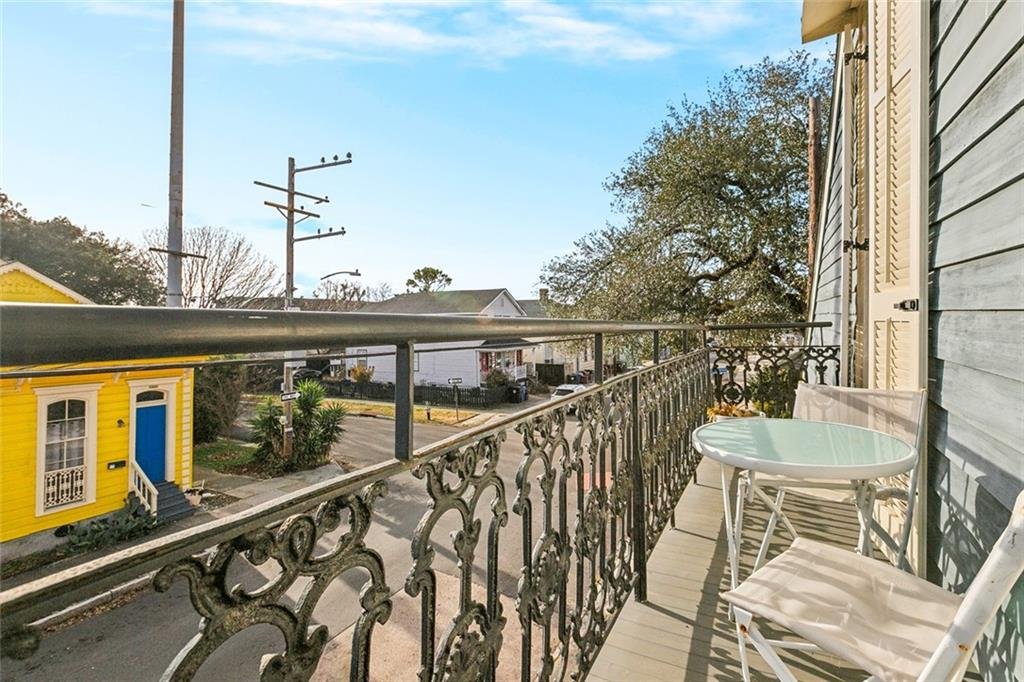 900_N_Dorgenois_2nd_floor_Balcony.jpeg
