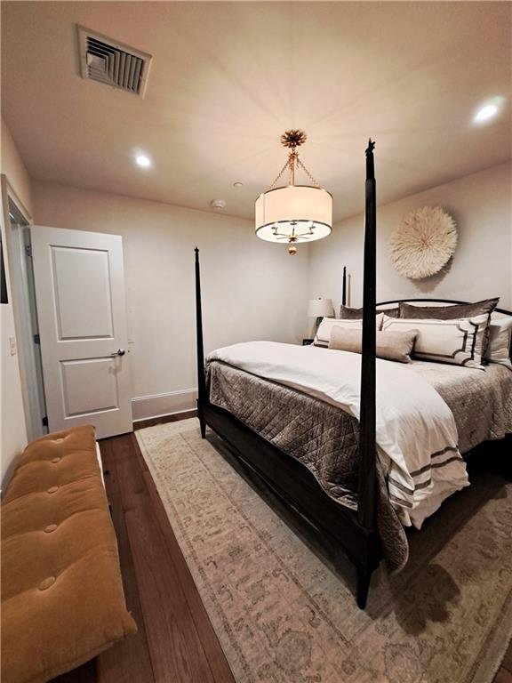 731_St_Charles_Bedroom2.jpeg