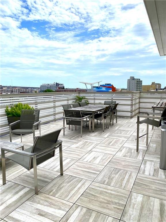 731_St_Charles_deck.jpeg