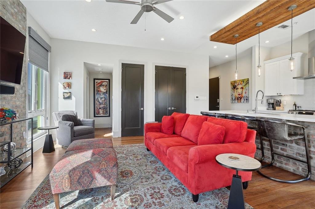 8220_Maple_Living_Room3.jpeg