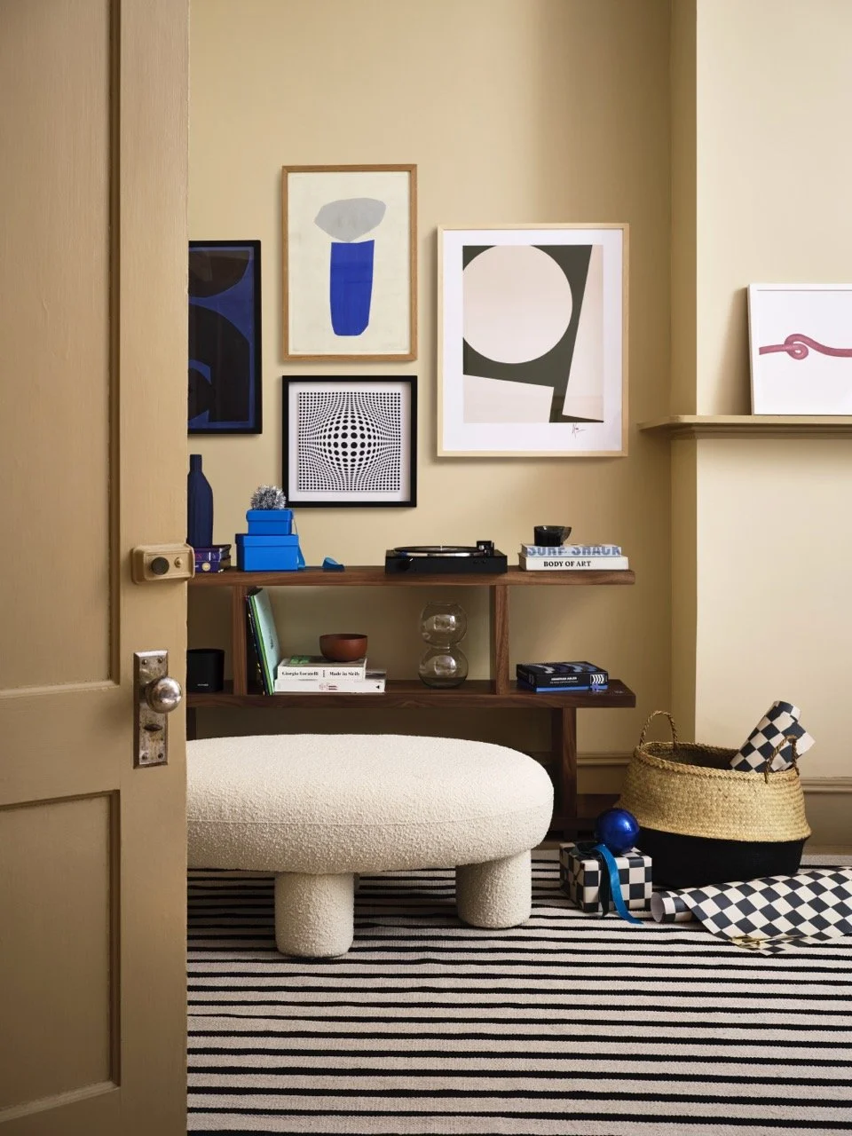 AM001273_LS1 Large.jpeg