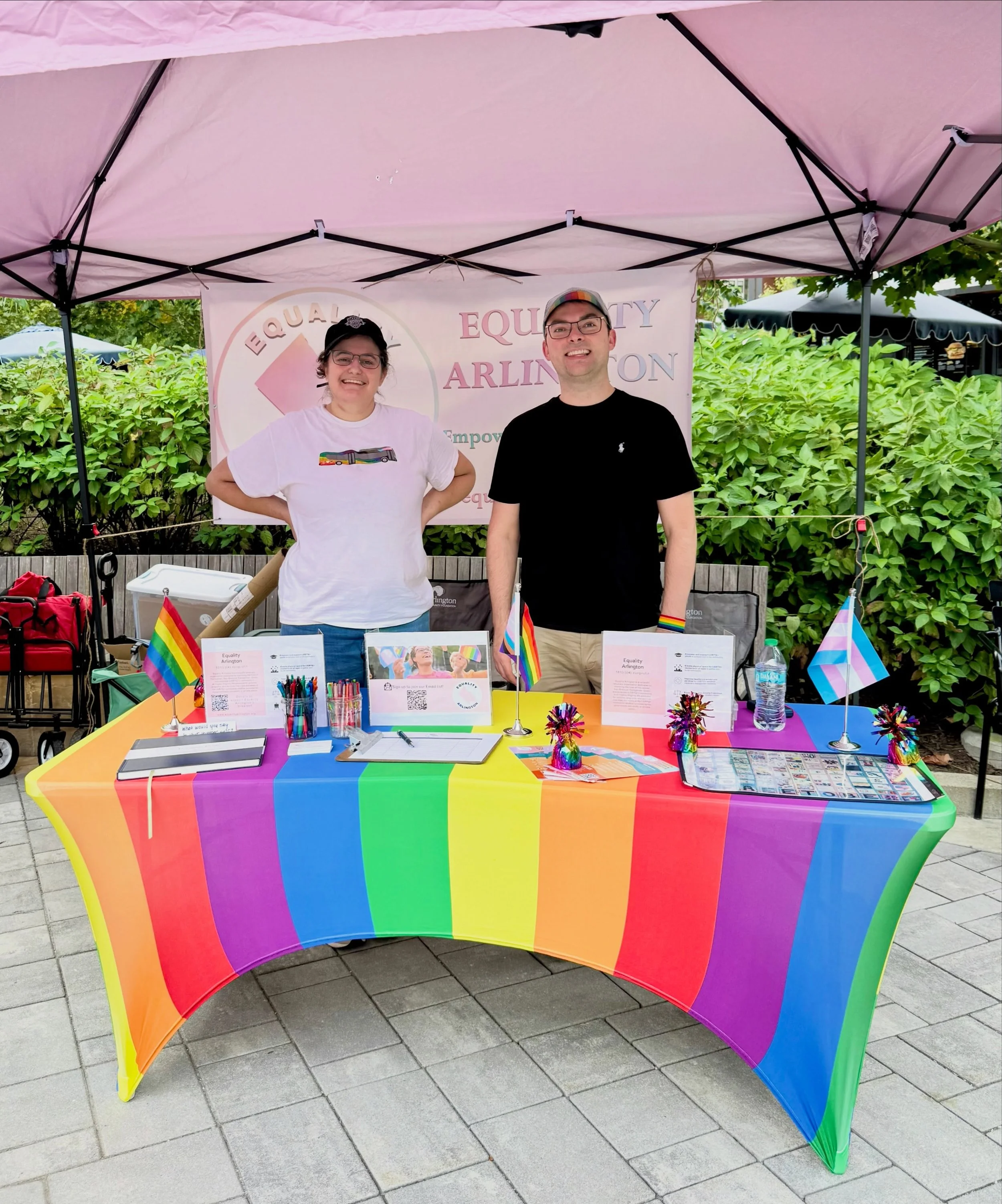 🏳️&zwj;🌈Equality Arlington is at Lilli&rsquo;s First Ever Pop-Up: Queer Joy on the Waterfront until 9 PM at the National Landing Water Park! Come say hi! 👋