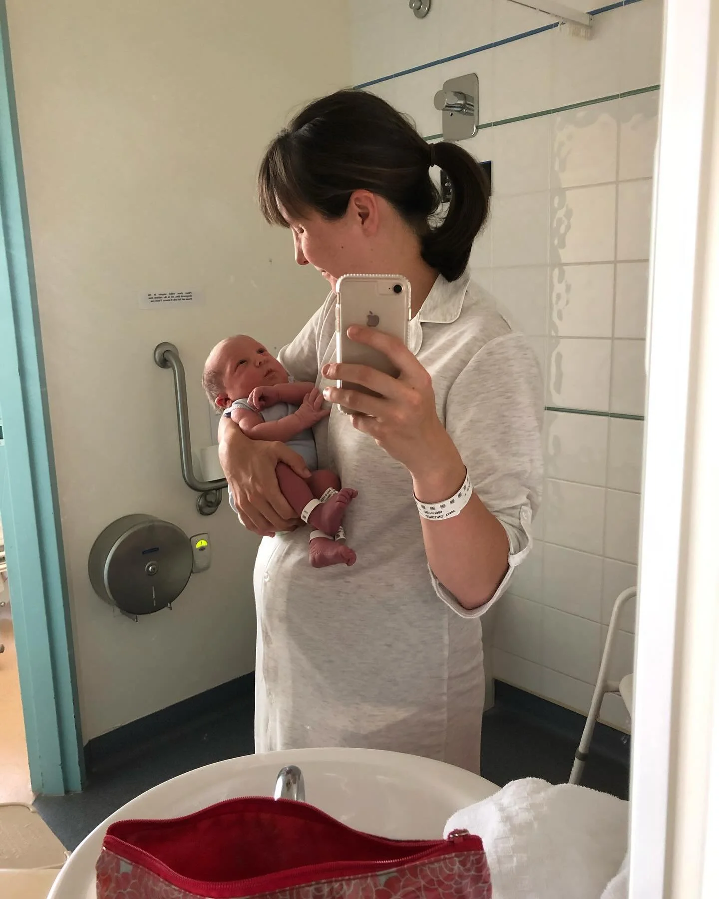 A little selfie together before we left hospital, almost five years ago.
3.6kg - my biggest baby
38 + 3 weeks - my longest pregnancy 

I miss having little babies (I had a dream last night I had a 4th baby, a little girl, and we were deciding whether
