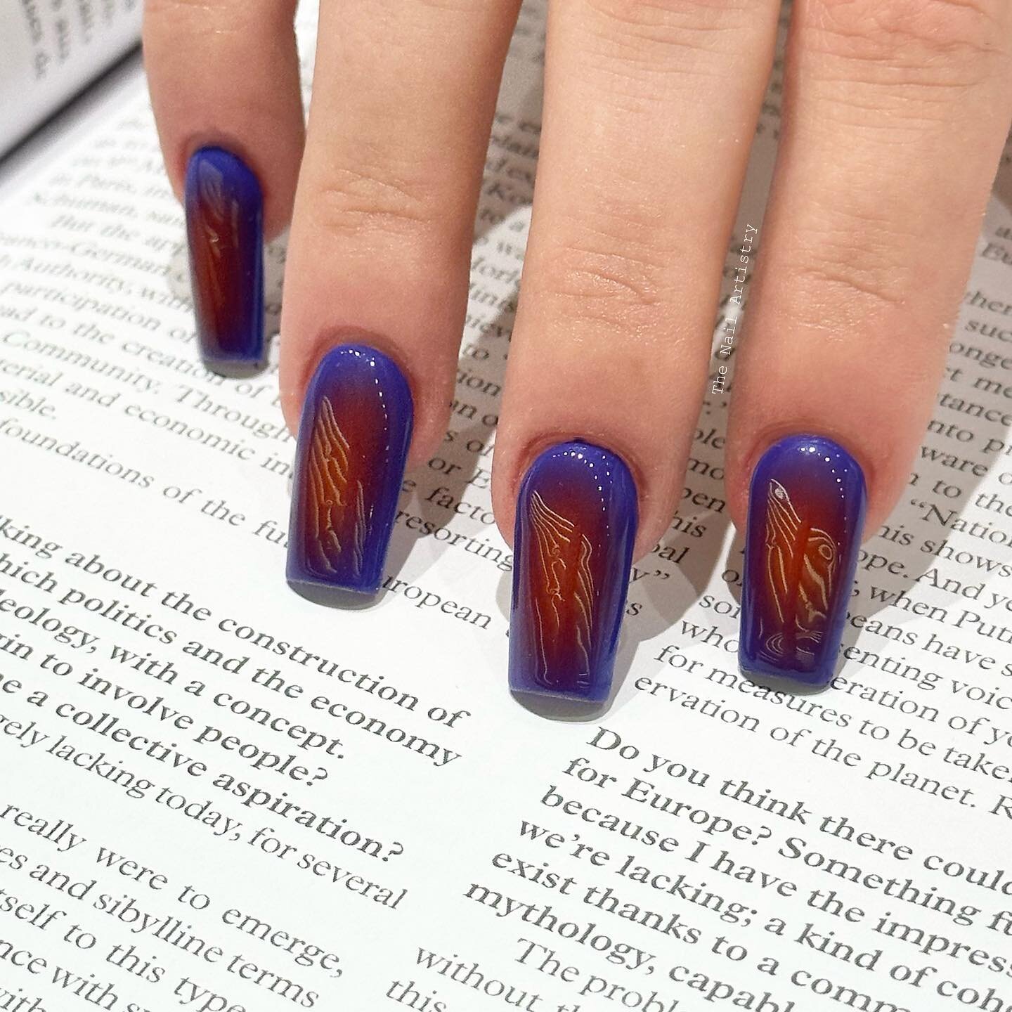 𝐁𝐥𝐮𝐞 &amp; 𝐑𝐞𝐝 𝐀𝐮𝐫𝐚 🌌🫶🏻

When our favourite client always brings in the BEST nails design 💙💙❤️❤️

📲 To book: Select the treatment you want + add-on Nail Arts
.
.
.
.
.
.
#nails #nailsonfleek #nailsofinstagram #nailsart #nailsdesign #