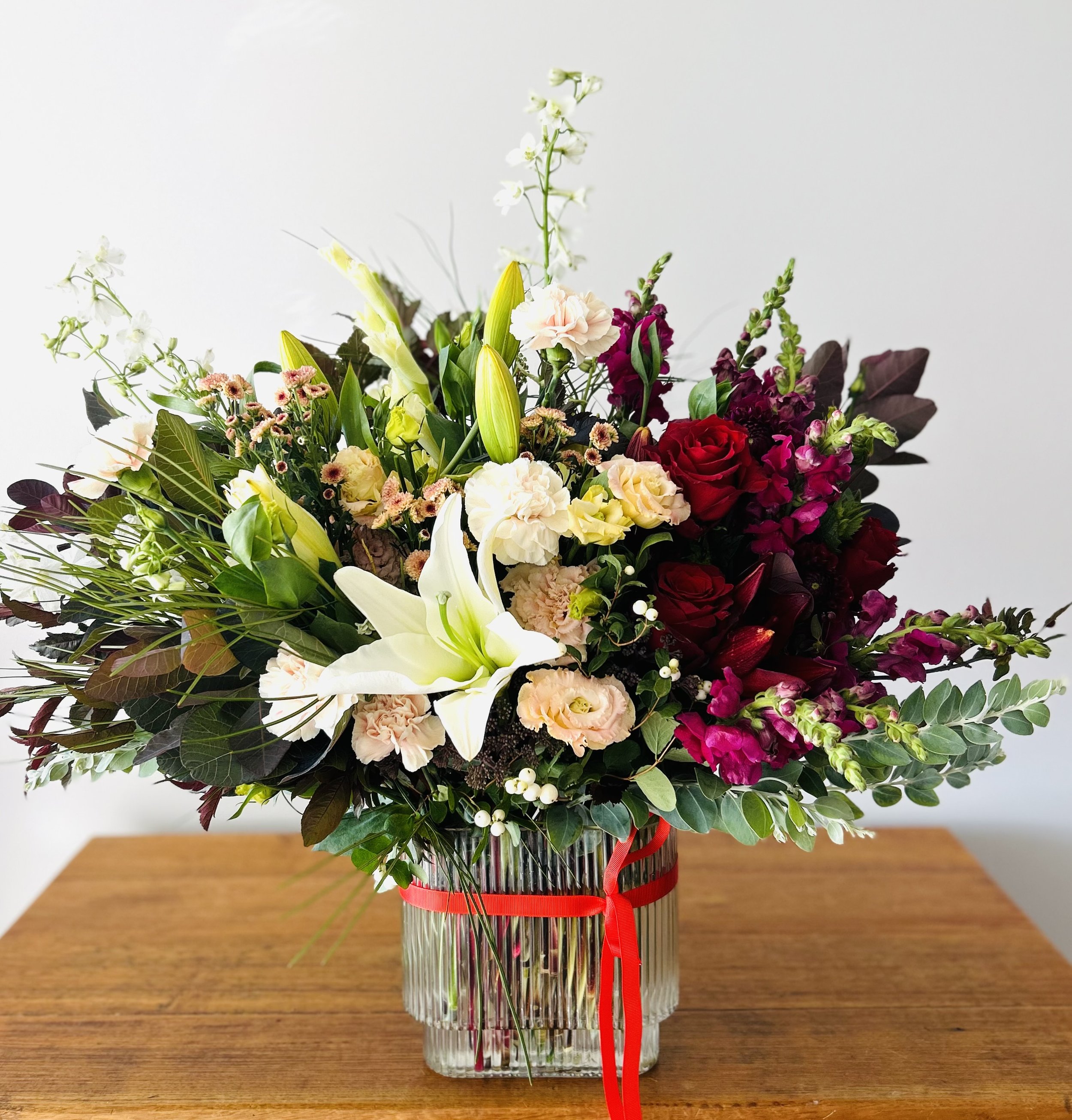 Valentines day luxe Vase- Romantic Blend