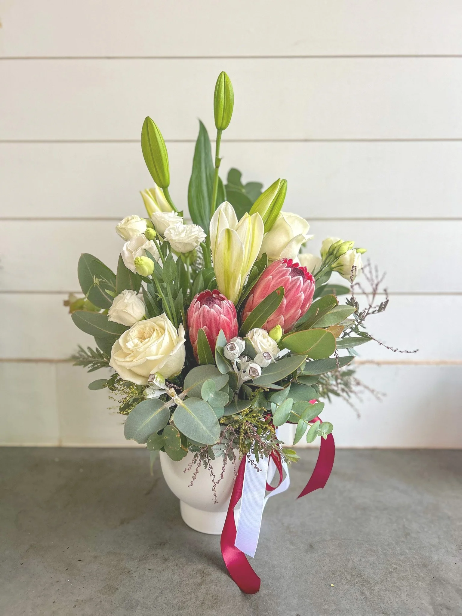 We can deliver Stunning Sympathy flowers all across Bacchus Marsh and Melton. Send Sympathy flowers to Melton today