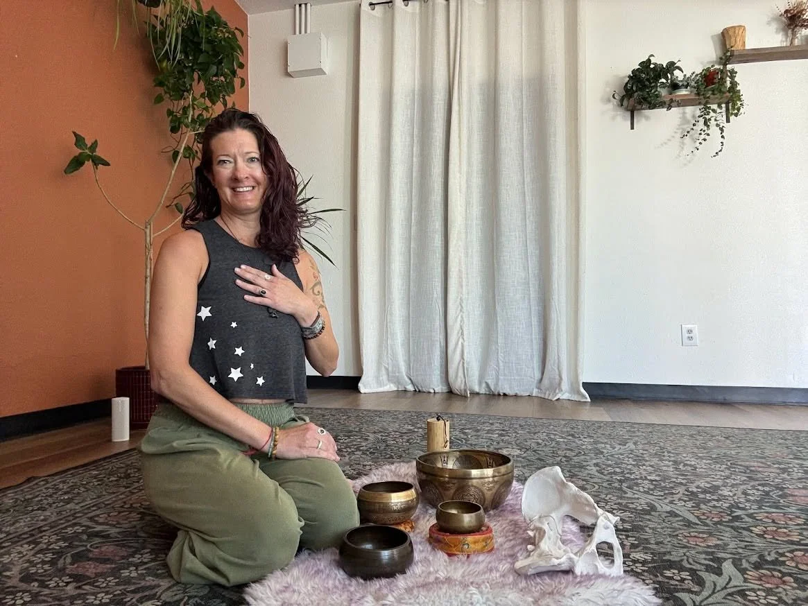 Hi, I'm Anne Catherine.

If you're new here, I wanted to take a moment to introduce myself.

I'm a prenatal and postpartum yoga teacher, postpartum doula, women's health educator, and the founder of Anne Catherine Yoga &amp; Doula Care.

For more tha