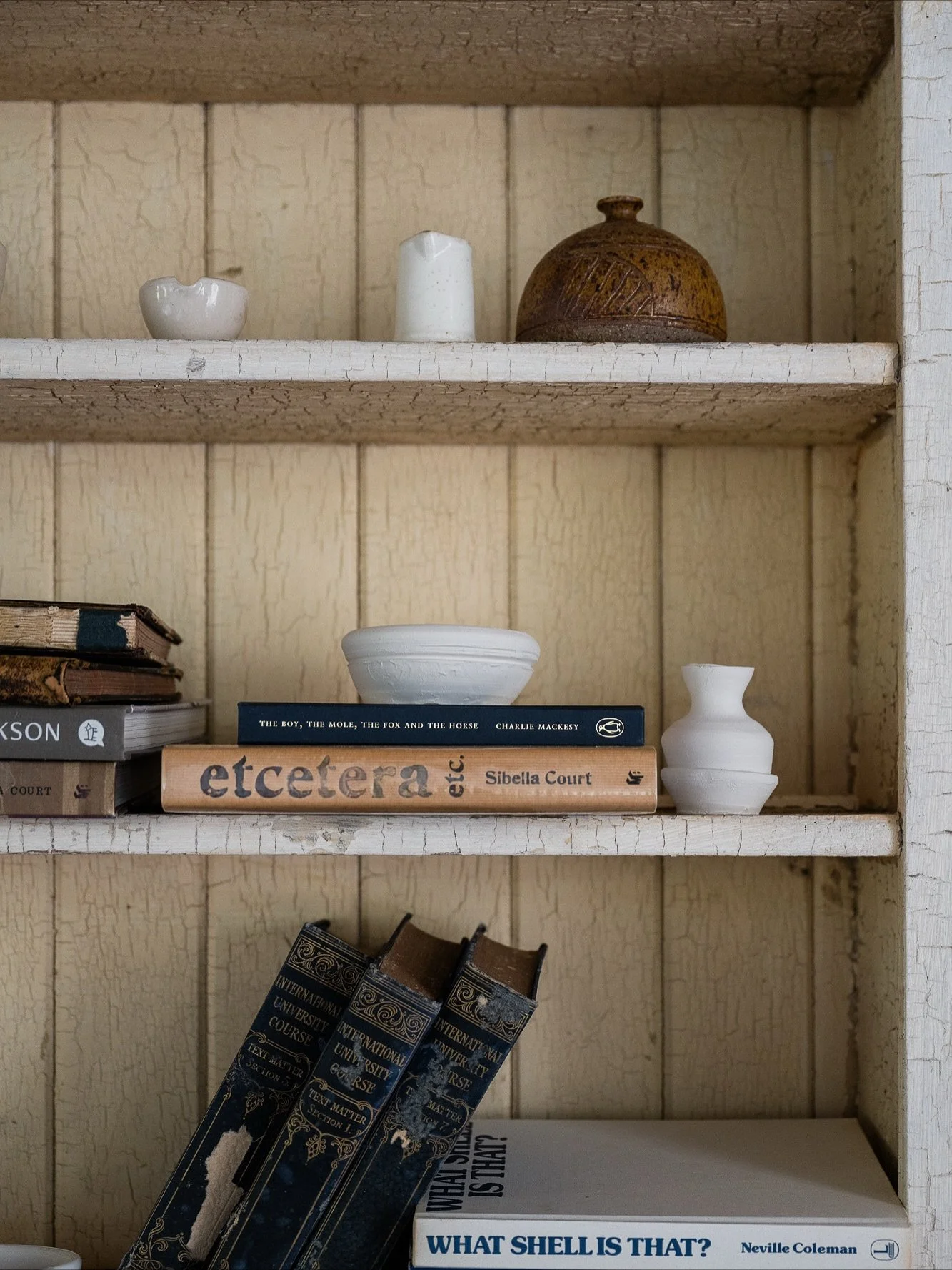 Are you a photographer in need of some inspiration? Or perhaps looking to learn something new?

My last workshop of the year is on Saturday, 29 November, and I will be sharing how I style, shoot and process my editorial-worthy interiors photography. 