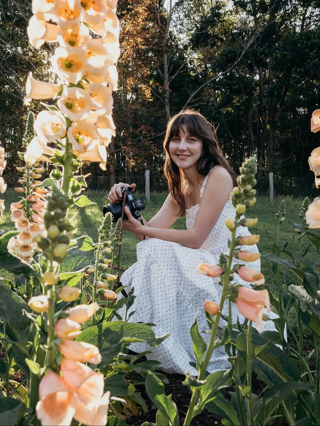 You probably already know all of these things about me - swipe to read!

Whether you are new here or have been following for years. I am so glad to have you. 

Xx

Photos of me by @morganjournal at @countrygardensnippets